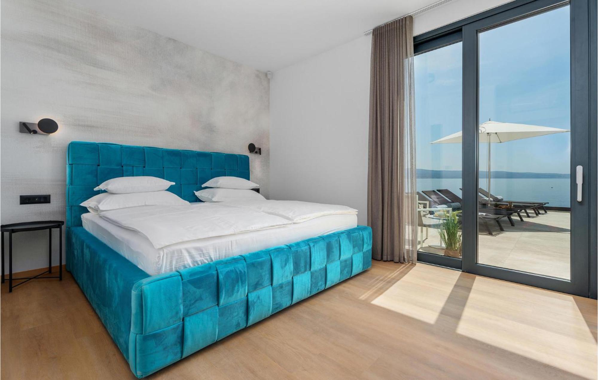 Beautiful Home In Omis With Kitchen Buitenkant foto