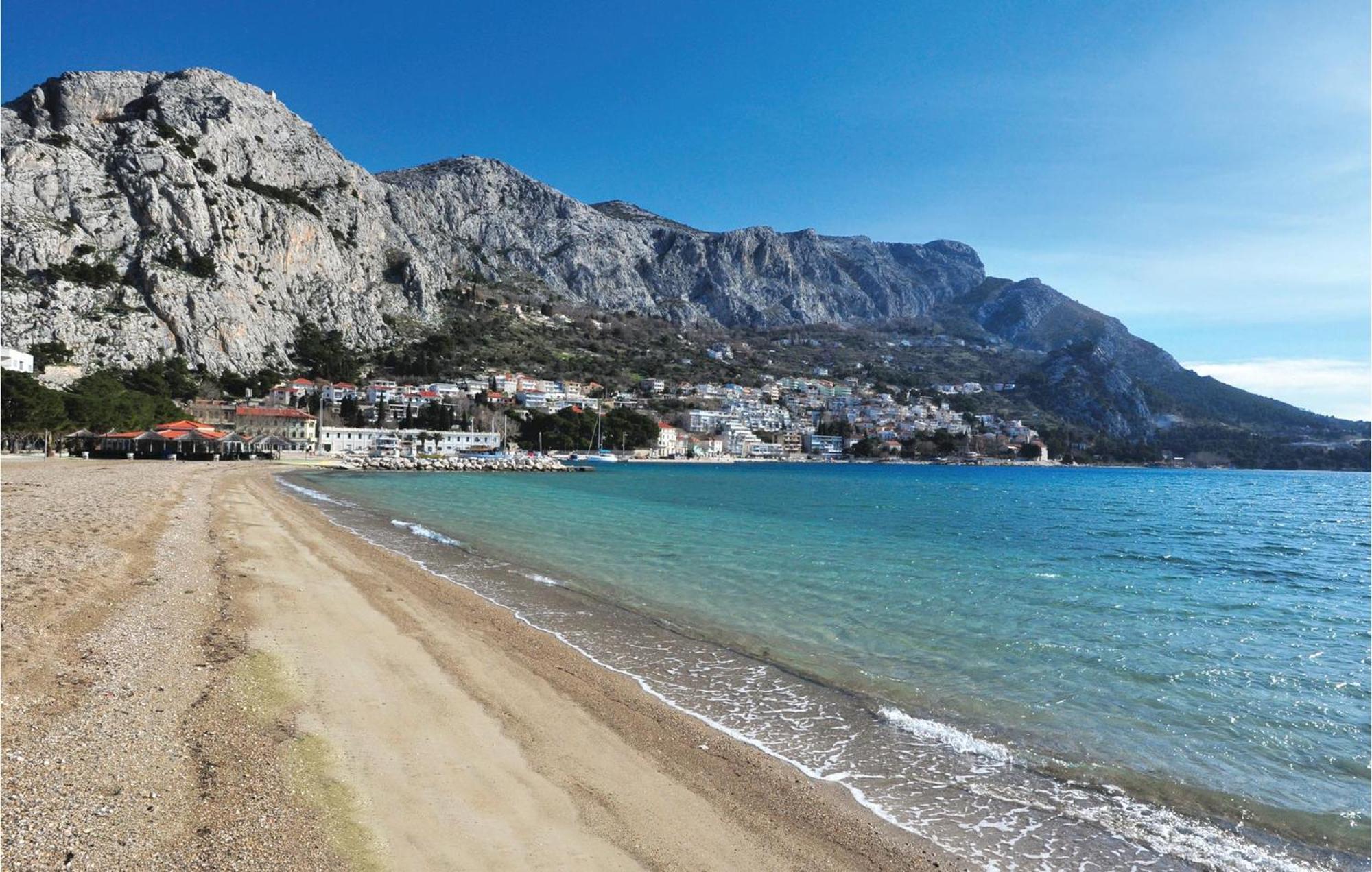 Beautiful Home In Omis With Kitchen Buitenkant foto